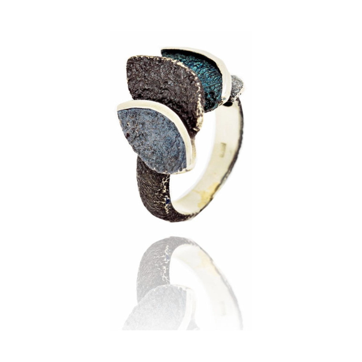 Smile grey little ring van Arior Barcelona
