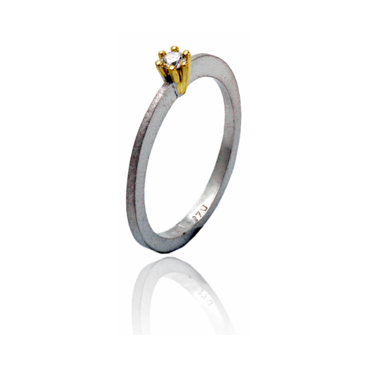 Nil ring van Arior Barcelona