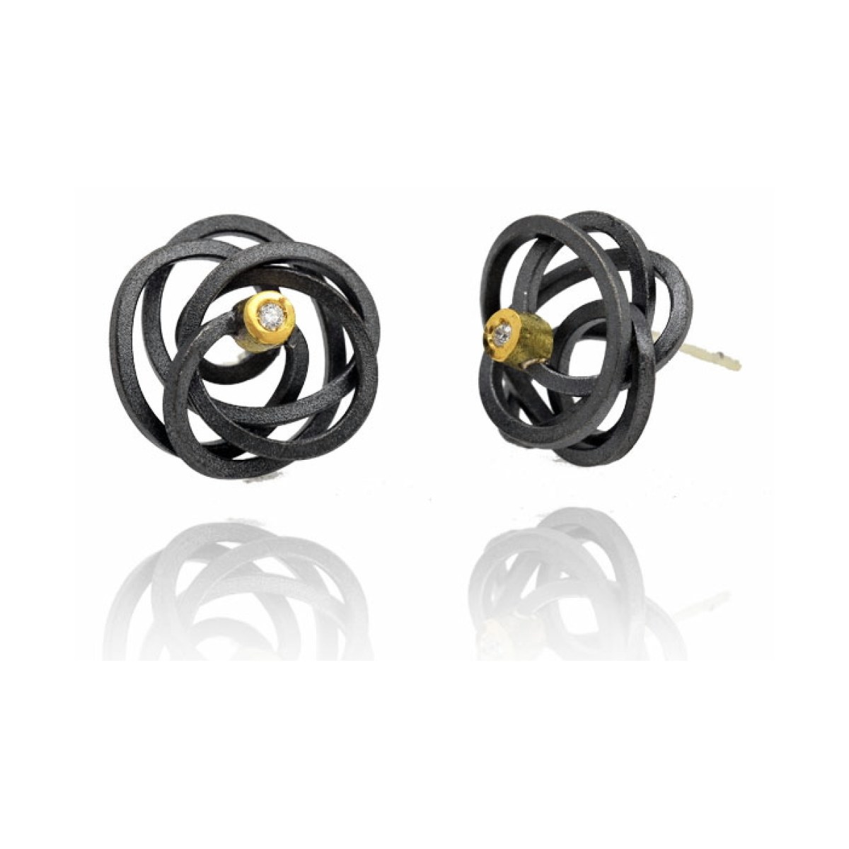 Caos silver&gold small earrings van Arior Barcelona