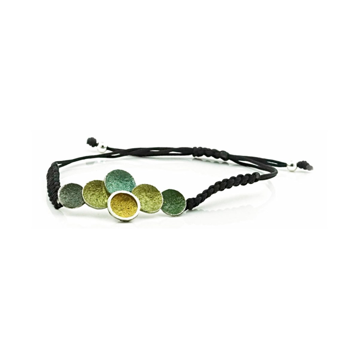 Singular green macramé bracelet van Arior Barcelona