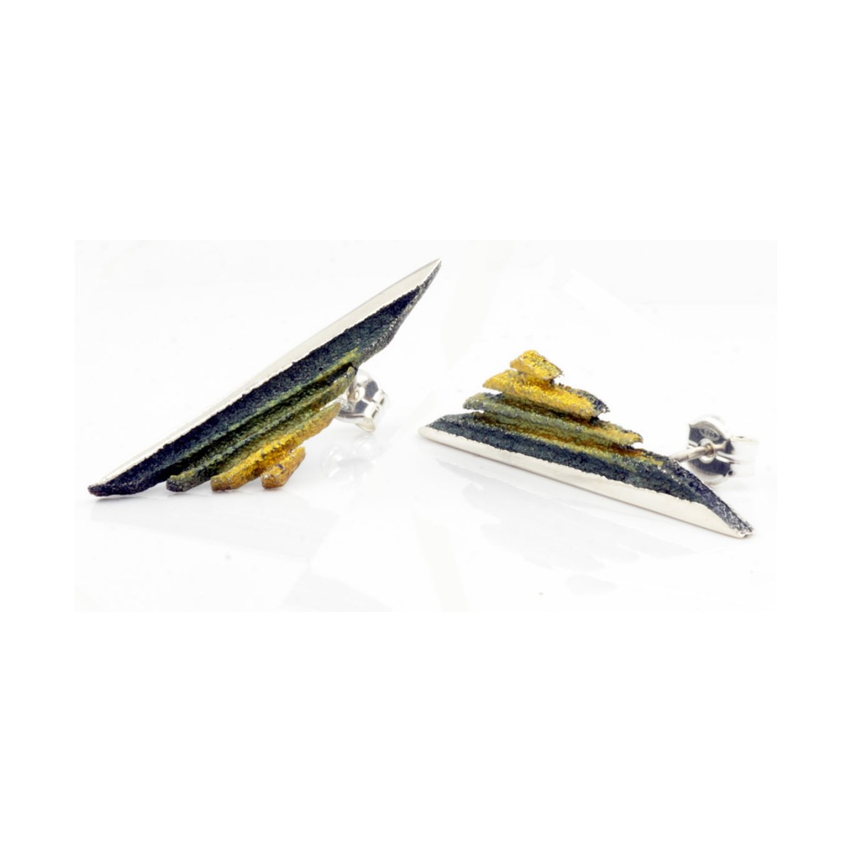 Dana green big earring van Arior Barcelona