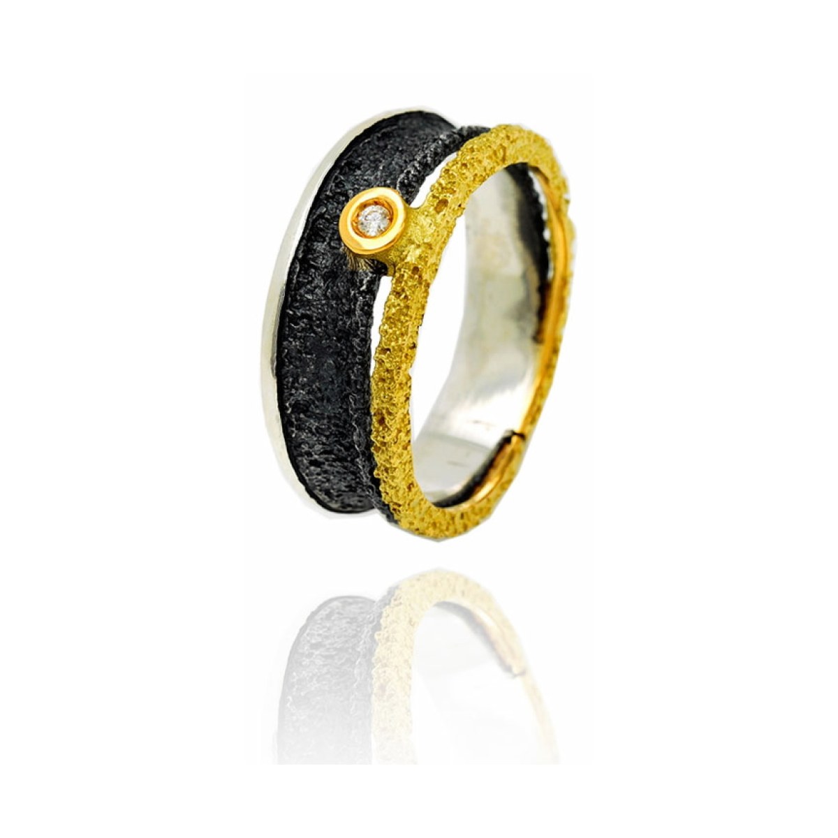 Alda ring, silver and gold van Arior Barcelona