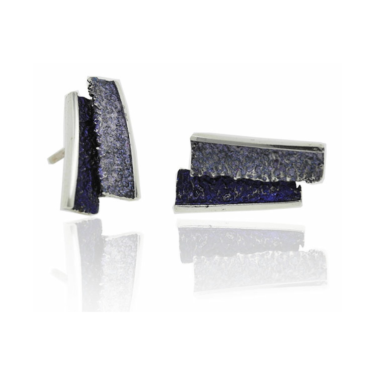 Small violet Troia earrings van Arior Barcelona