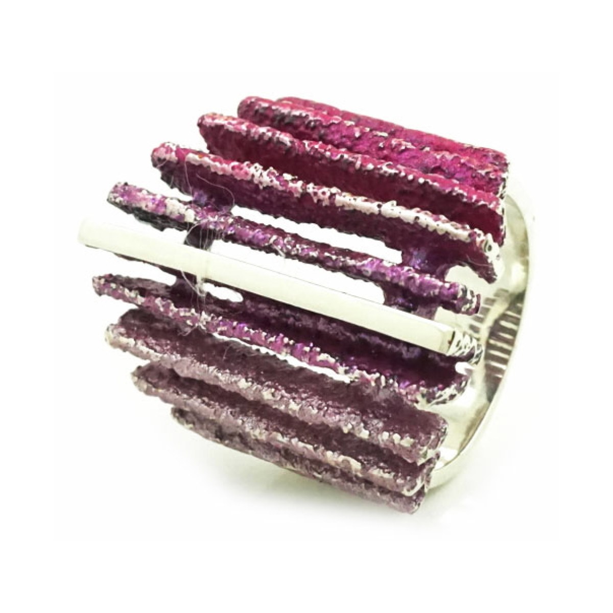 Junc pink big ring van Arior Barcelona