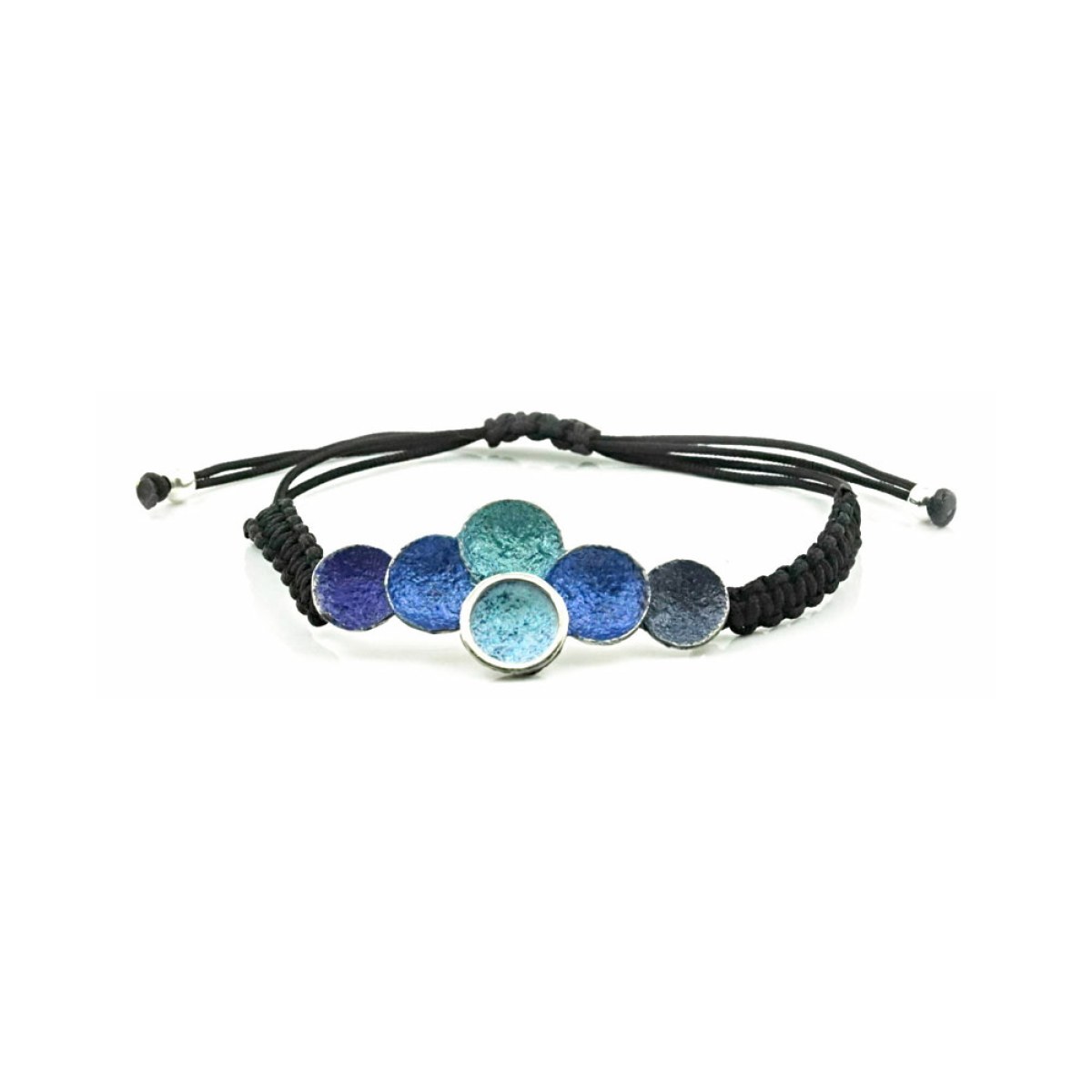 Singular blue macramé bracelet van Arior Barcelona