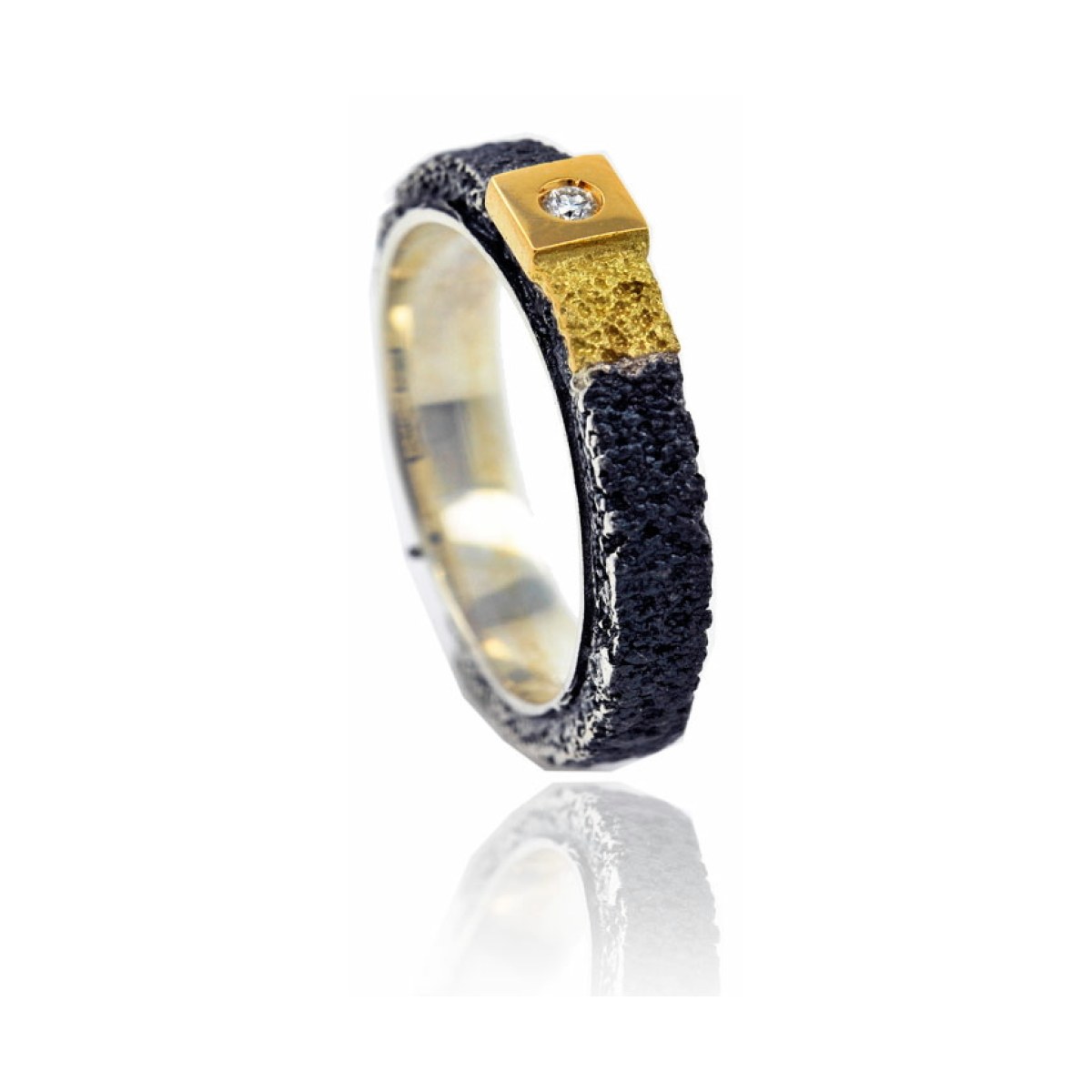 Nora ring van Arior Barcelona