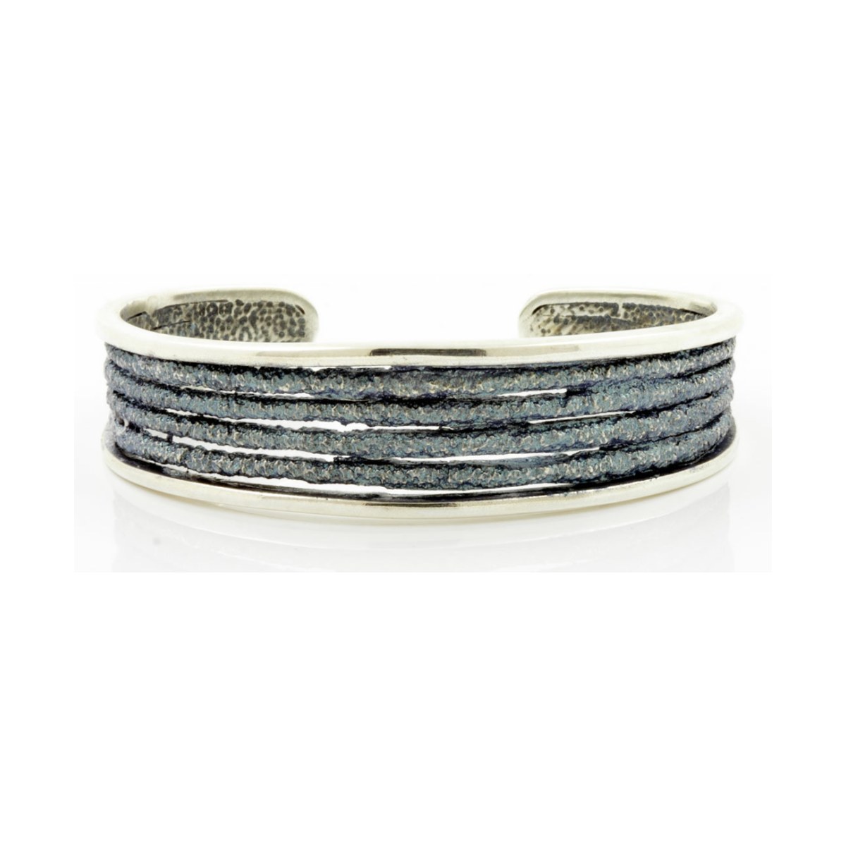 Dynamic grey bracelet van Arior Barcelona