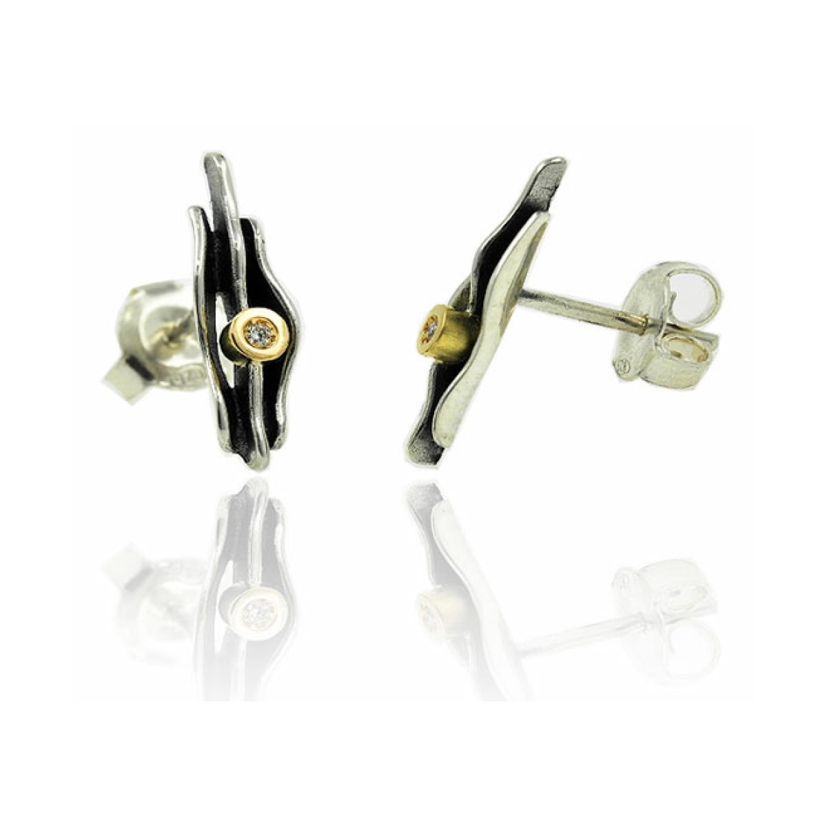 Small silver and gold Fi earrings van Arior Barcelona