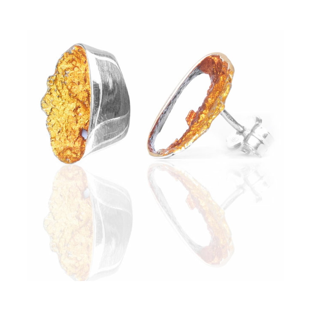 Gala ochre small earrings van Arior Barcelona